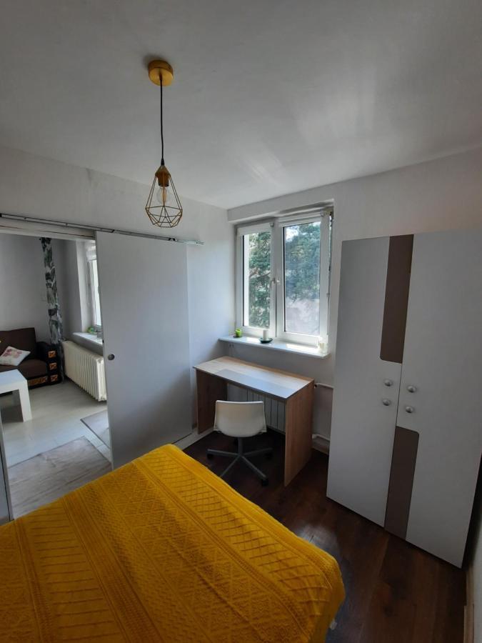 Apartmán Apartament Zorzy Przy Instytucie Kardiologii Anin Varšava Exteriér fotografie