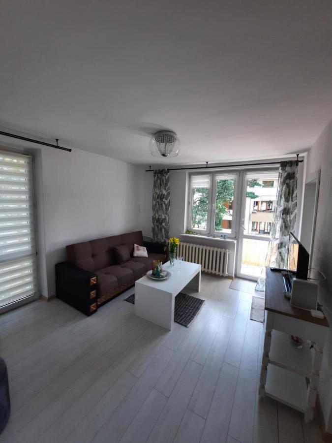 Apartmán Apartament Zorzy Przy Instytucie Kardiologii Anin Varšava Exteriér fotografie