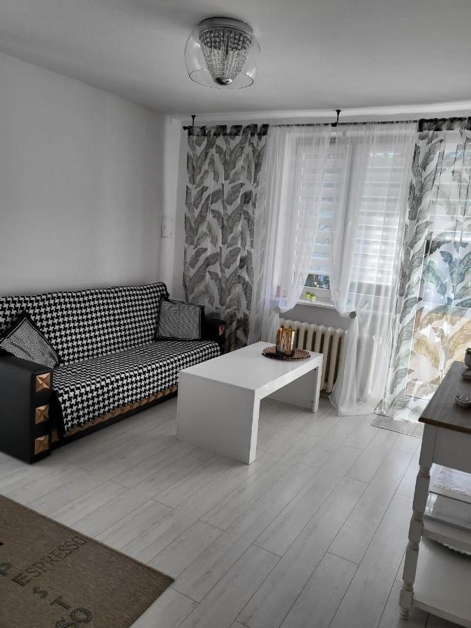Apartmán Apartament Zorzy Przy Instytucie Kardiologii Anin Varšava Exteriér fotografie
